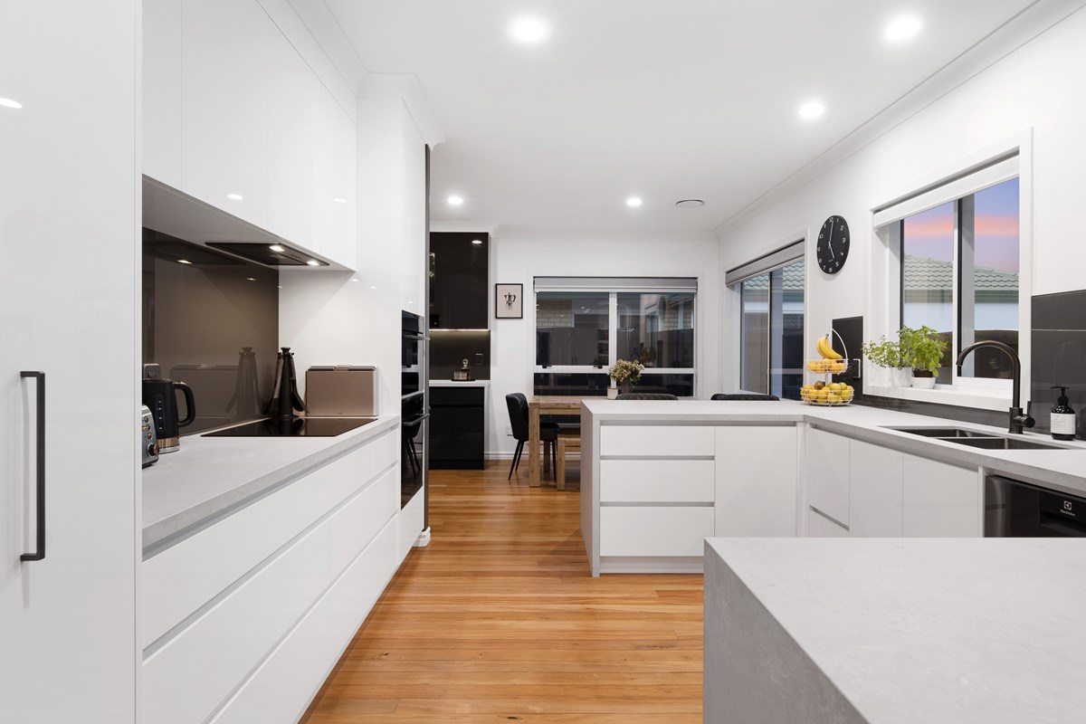 Ultraglaze Arctic Ice. Hannah Duggan, Above Board Design & Cabinetry. Photographer, Eve Razey (11)