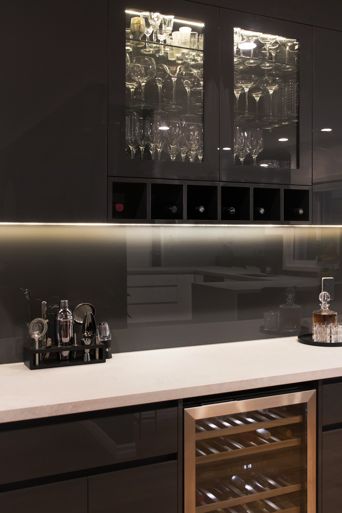 Ultraglaze Lava Gloss. Hannah Duggan, Above Board Design & Cabinetry. Photographer, Eve Razey (6)